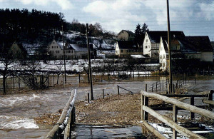 Sieger Platz 3 Themenblock "Geschichte und Vergangenheit" Teilnehmer: Rita Walker Titel: Hochwasser am Mühlesteg